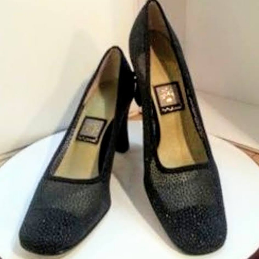 Nina Vintage 1990's black sparkle mesh pump 2.5" heels 8N